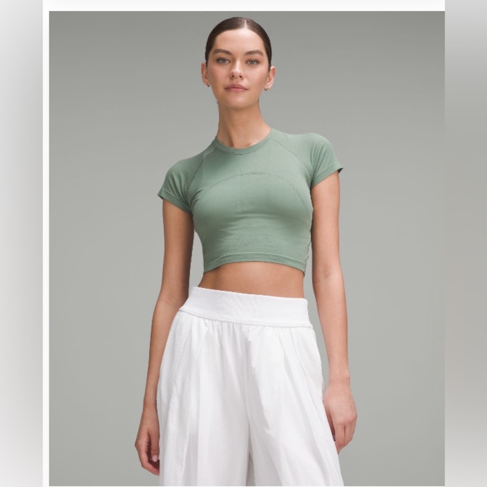 lululemon athletica Sage Green Crop Top